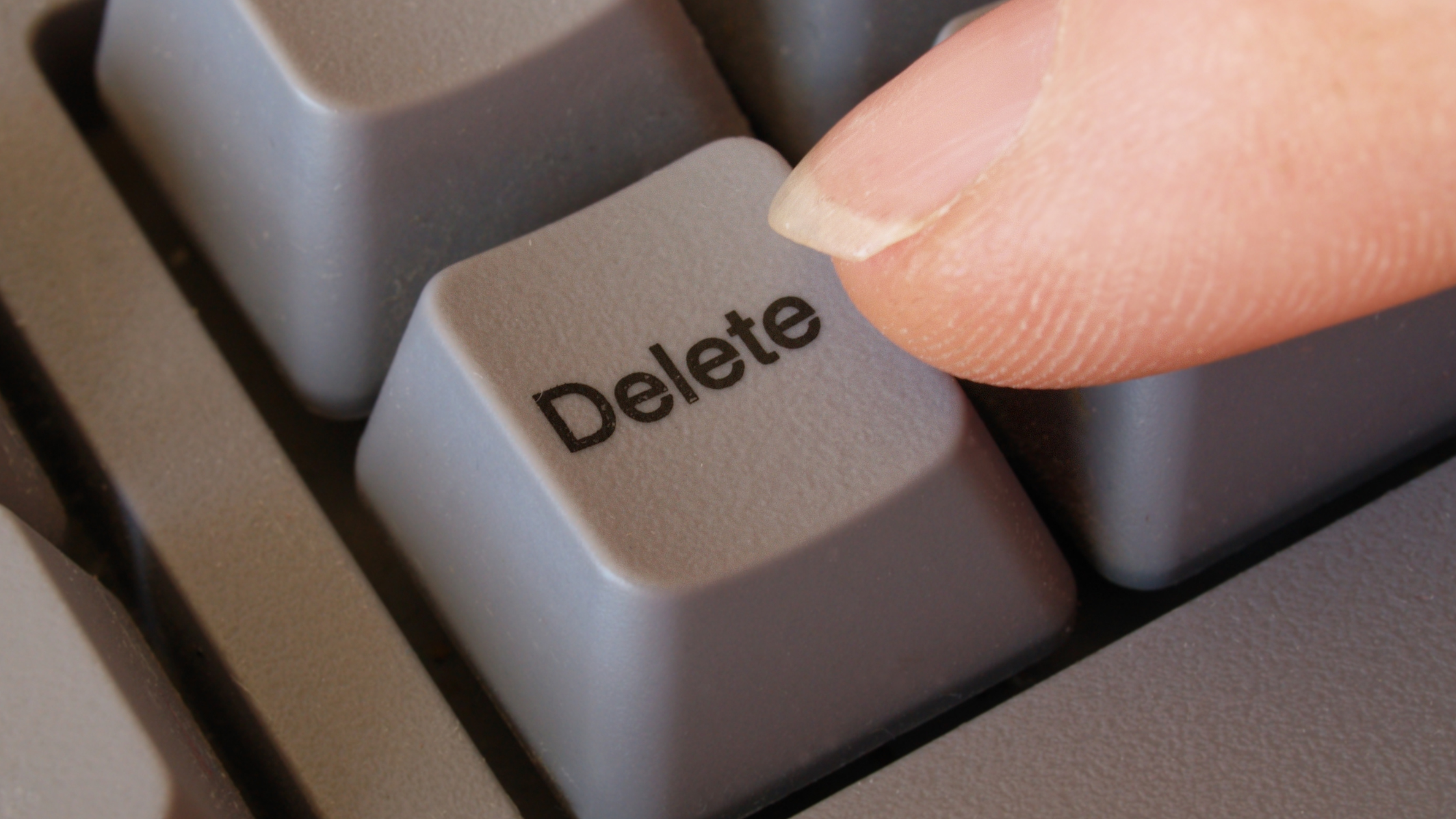 An image showing the automatic asset removal feature in action, removing automatically created assets from the project.